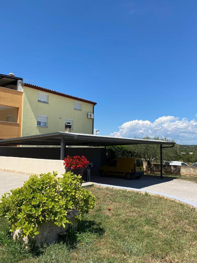 Guesthouse Casa Barbaro Ровиньско село Экстерьер фото