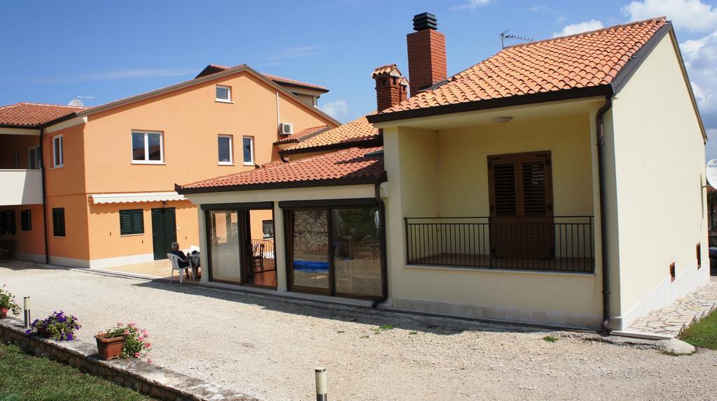 Guesthouse Casa Barbaro Ровиньско село Экстерьер фото